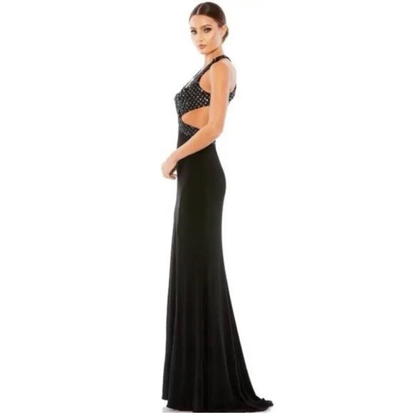 Mac Duggal NWT Floral Sequined Criss Cross Bodice Gown Size 8 Black Cutout - Picture 10 of 16